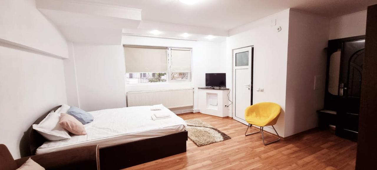 יאשי Apartamente Elegante In Regim Hotelier מראה חיצוני תמונה