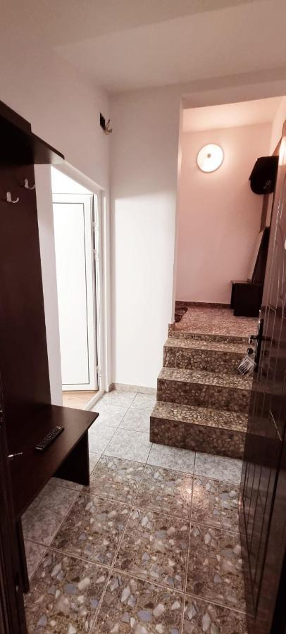 יאשי Apartamente Elegante In Regim Hotelier מראה חיצוני תמונה