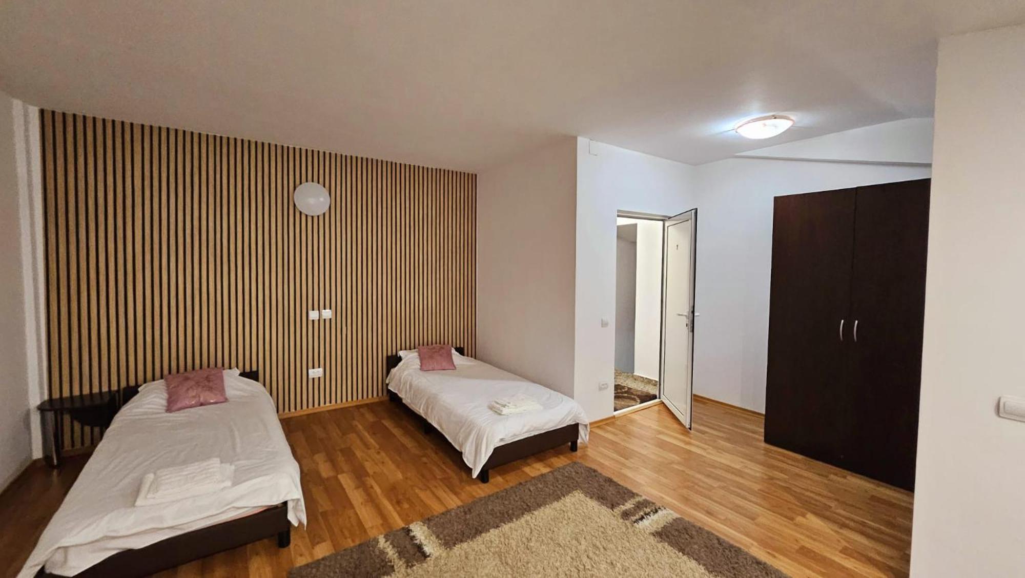 יאשי Apartamente Elegante In Regim Hotelier מראה חיצוני תמונה